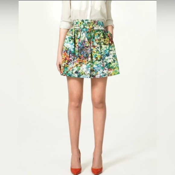 Zara Multicolor Floral Mini Skirt Small - Picture 1 of 9